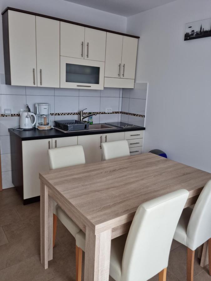 פרוי Appartments D&D מראה חיצוני תמונה